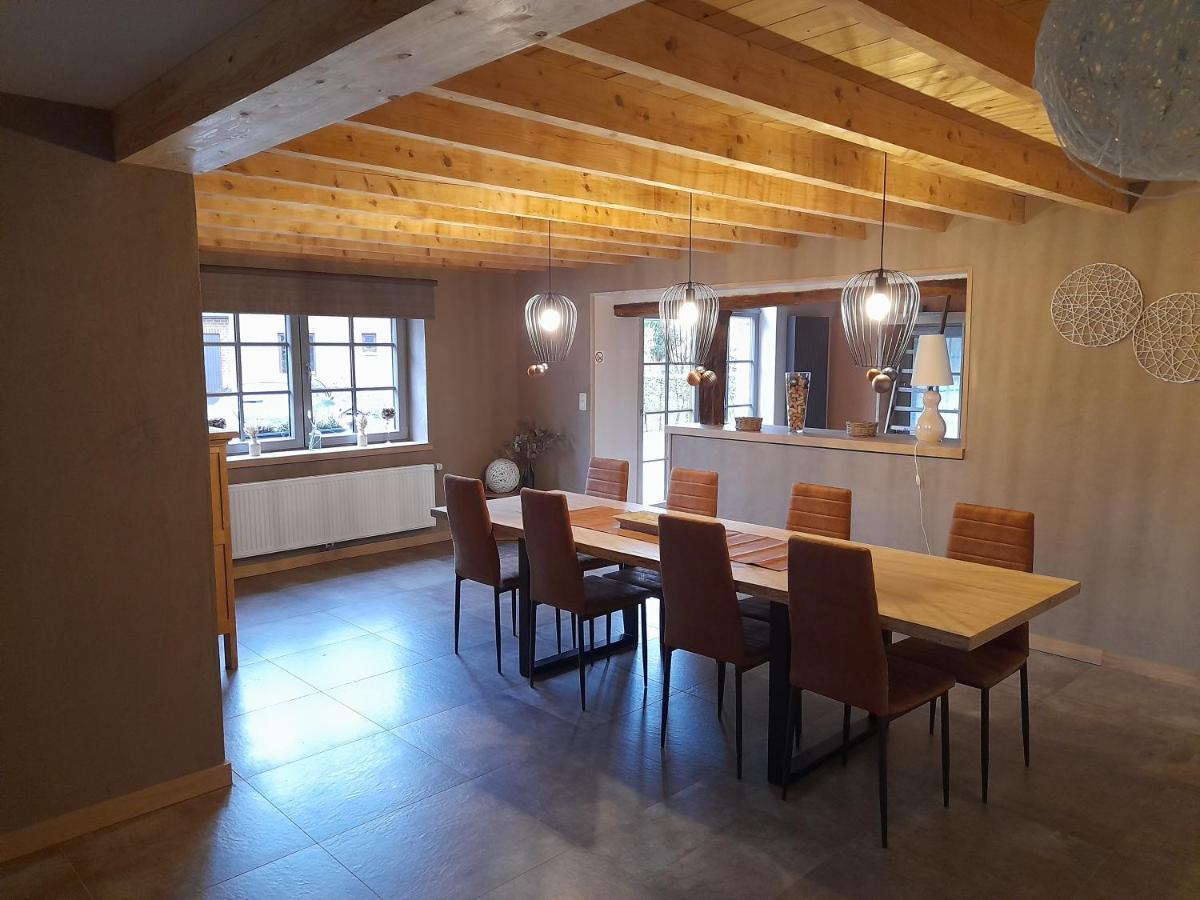 ラ・ロシュ・アン・アルデンヌ Le Refuge De Juliaヴィラ エクステリア 写真